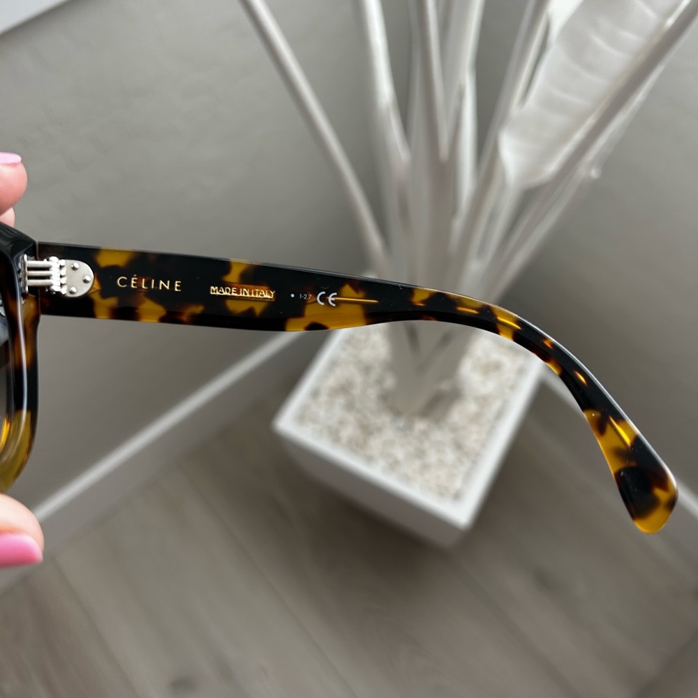 Authentic CÉLINE Tortoise Gradient Sunglasses - Picture 5 of 8